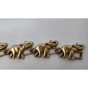 Gold-Tone Metal Elephant Link Bracelet 7.5”